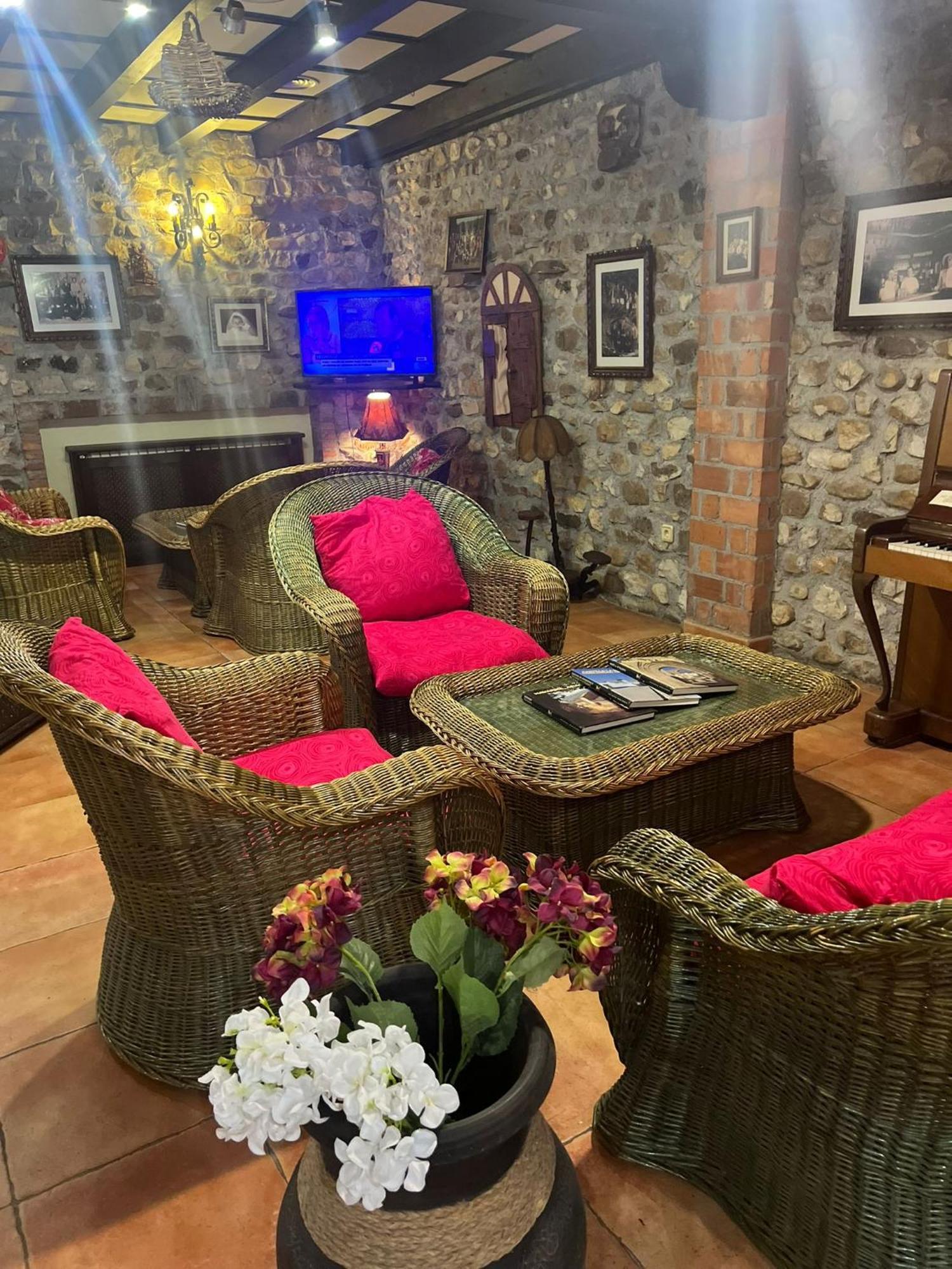Hotel El Bricial Soto De Cangas